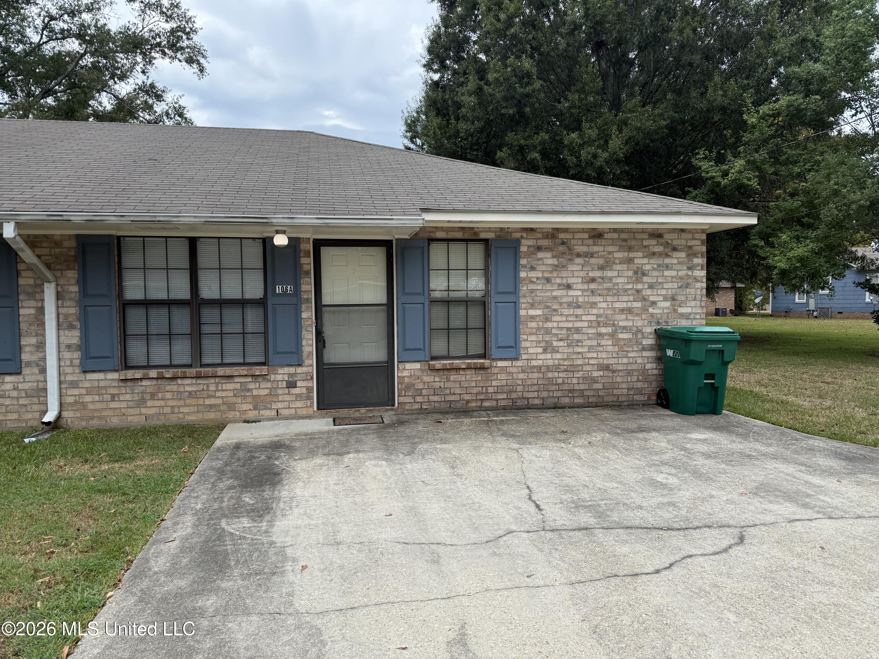 106 N Harrison Avenue Property Photo 1