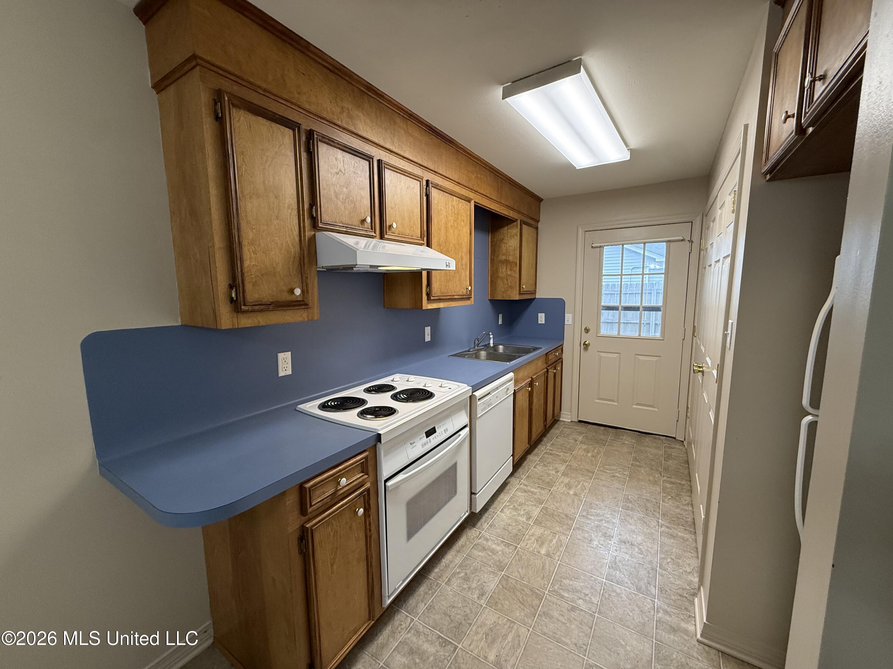 106 N Harrison Avenue Property Photo 6