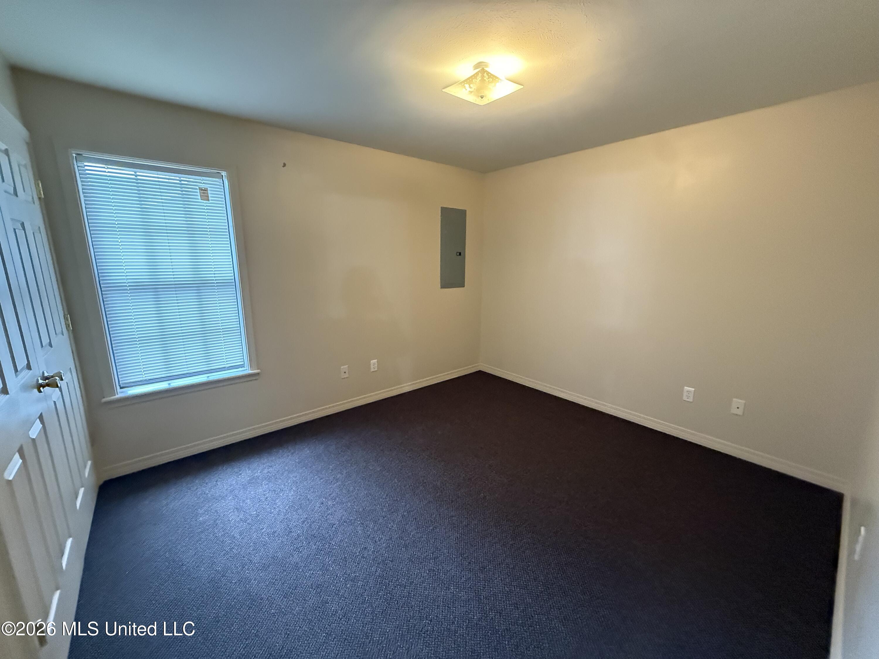 106 N Harrison Avenue Property Photo 8