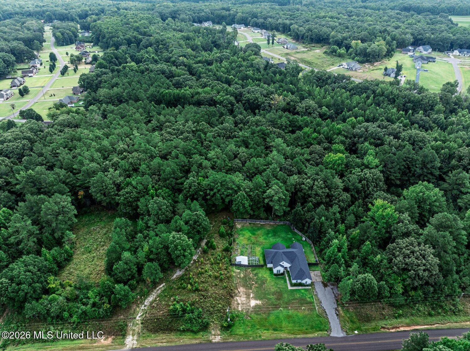 E Deer Creek Road Property Photo 3