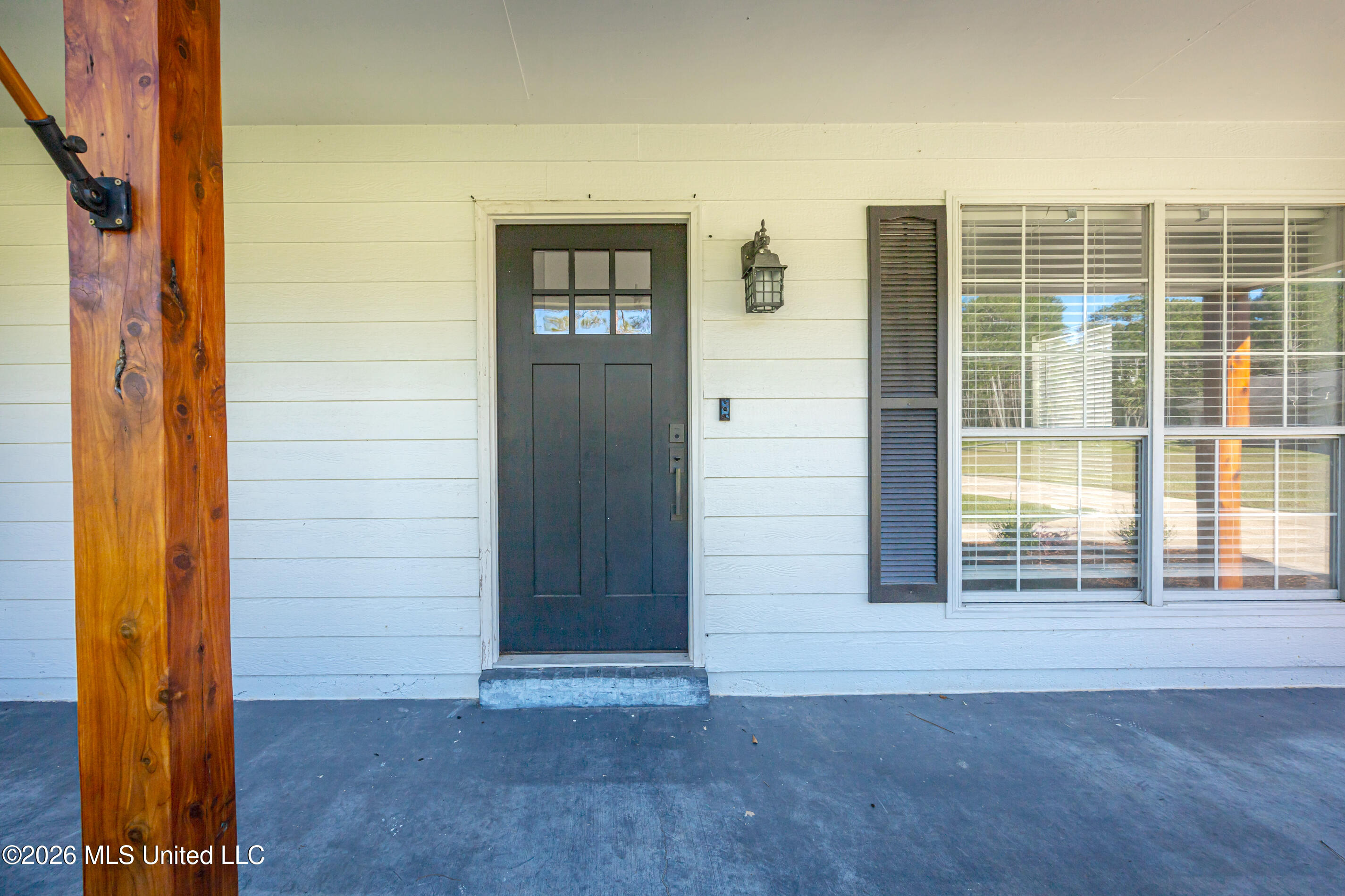 8208 Martin Bluff Road Property Photo 5