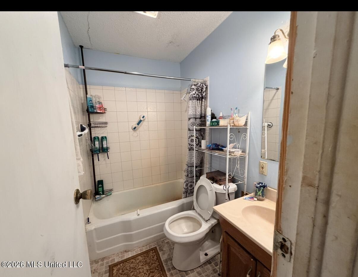 1615 41st Avenue Property Photo 7