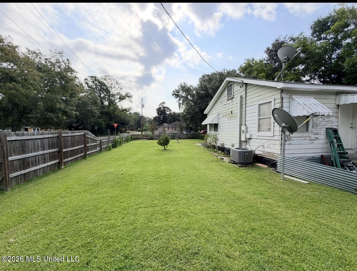 1615 41st Avenue Property Photo 15