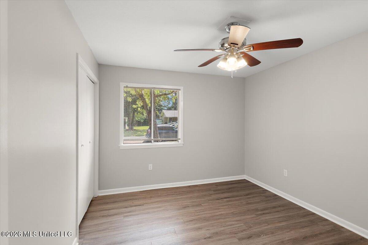 145 W Lisa Drive Property Photo 15