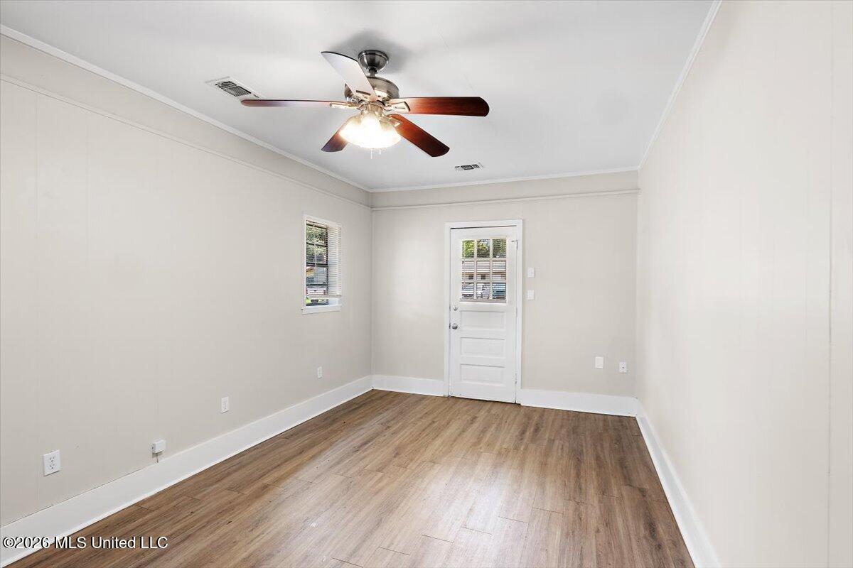 145 W Lisa Drive Property Photo 17