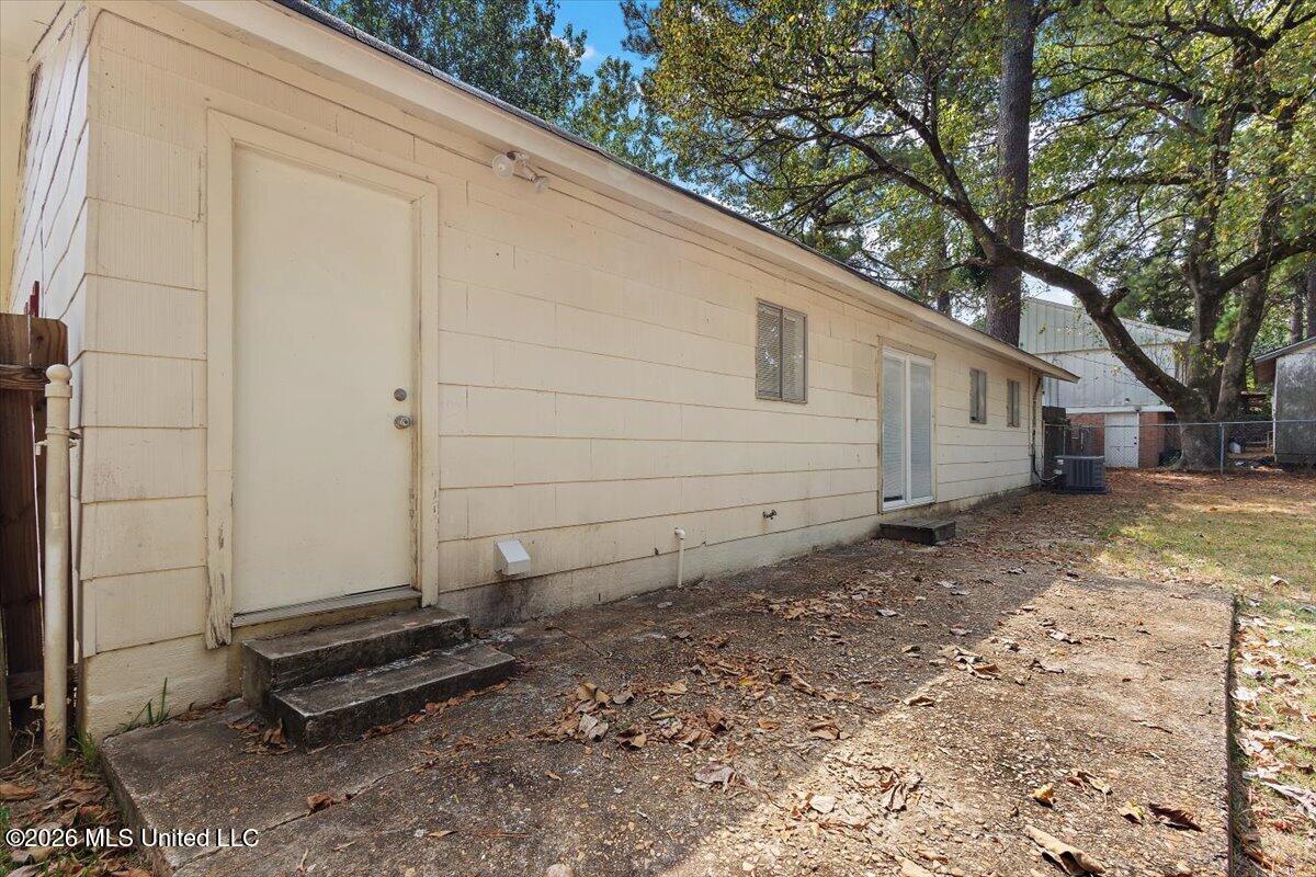 145 W Lisa Drive Property Photo 19