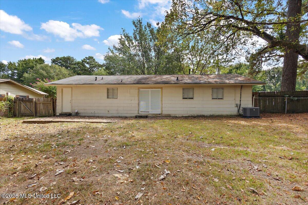 145 W Lisa Drive Property Photo 21