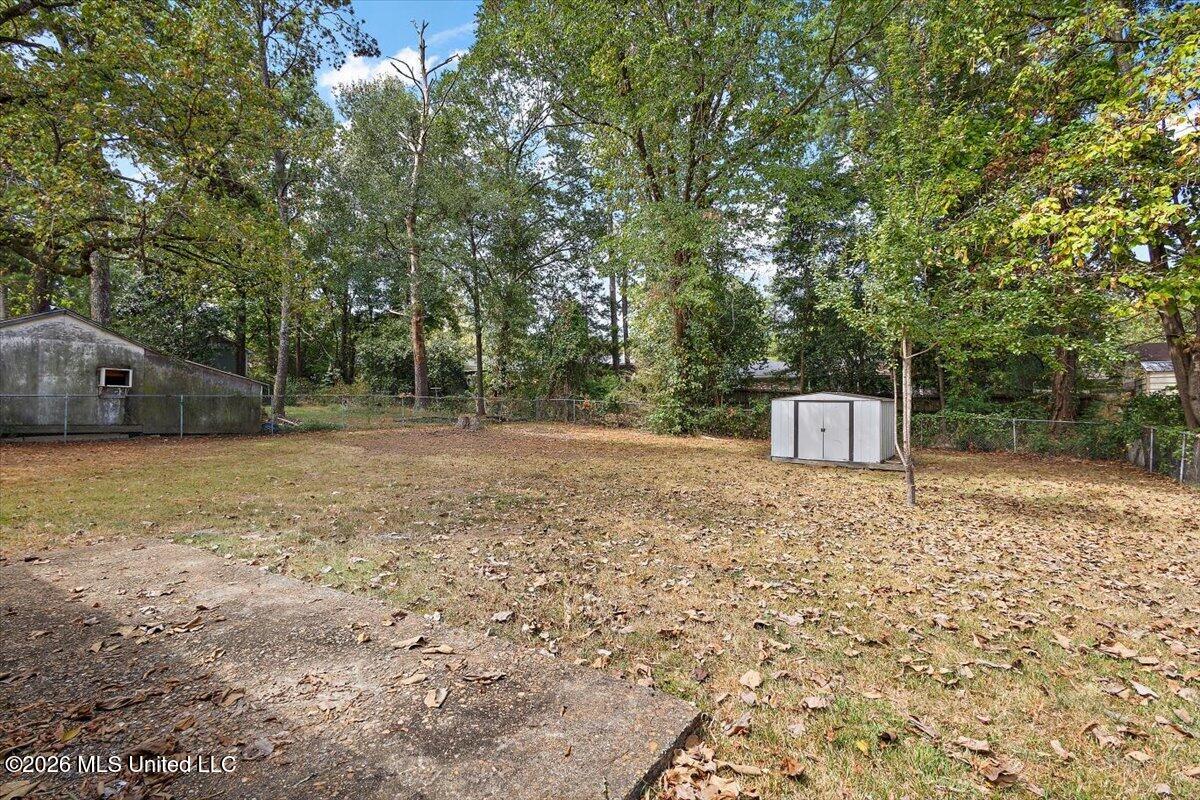 145 W Lisa Drive Property Photo 23