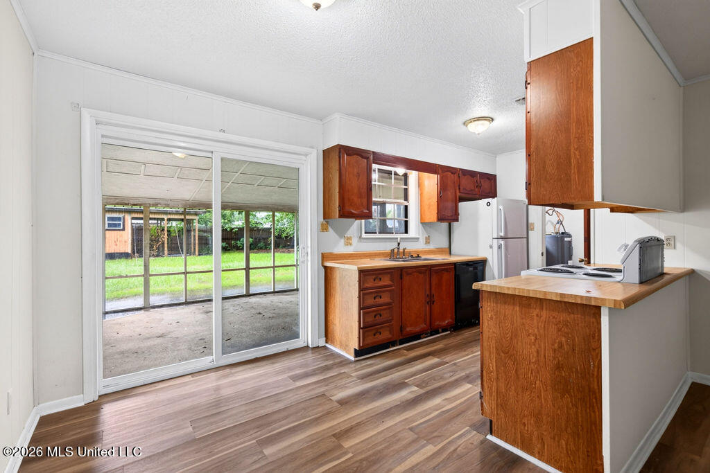 2320 Lynn Avenue Property Photo 13