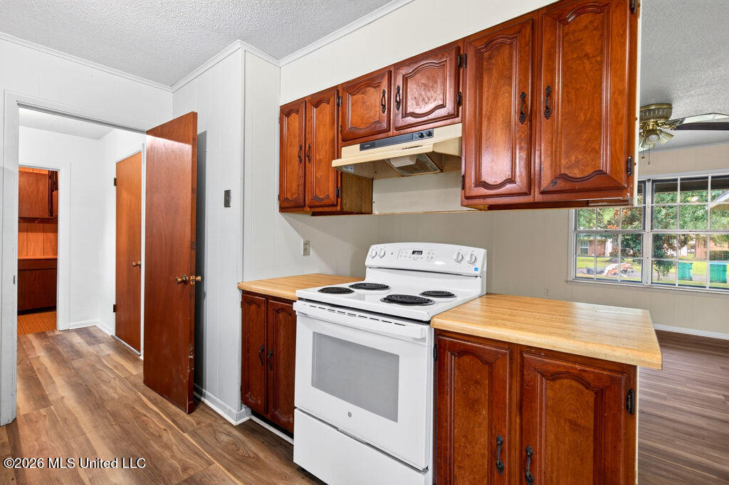 2320 Lynn Avenue Property Photo 15