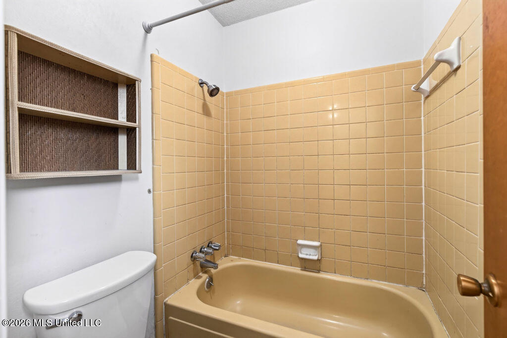 2320 Lynn Avenue Property Photo 24