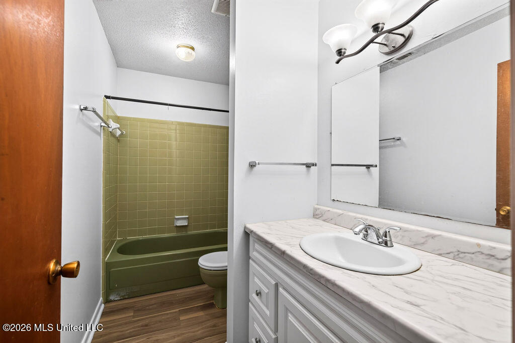 2320 Lynn Avenue Property Photo 27