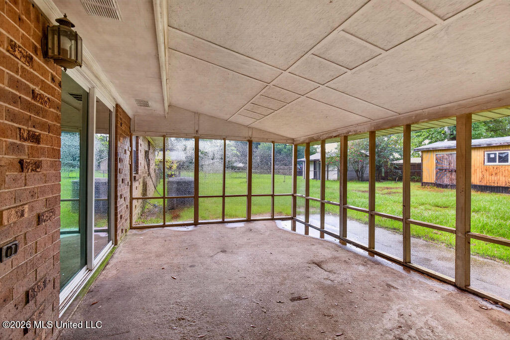 2320 Lynn Avenue Property Photo 29
