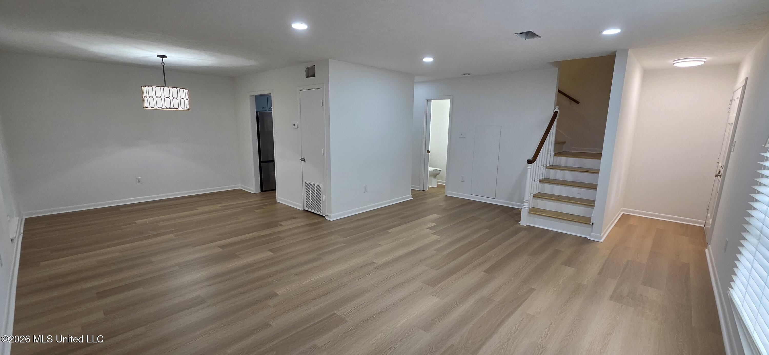 1125 Manship Street Property Photo 9