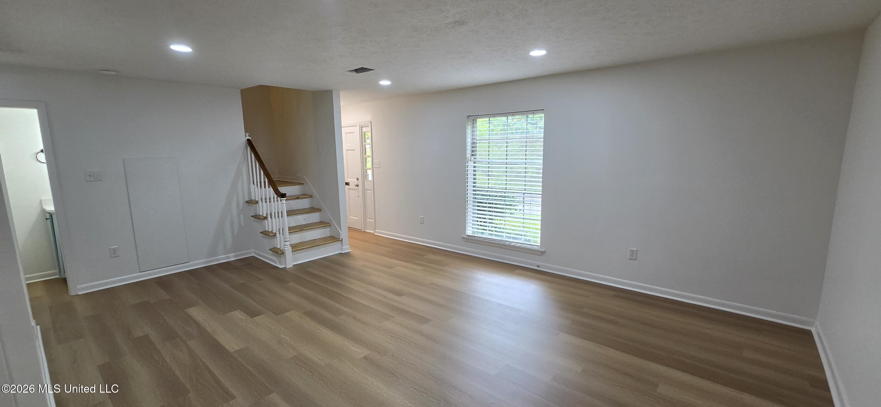 1125 Manship Street Property Photo 10