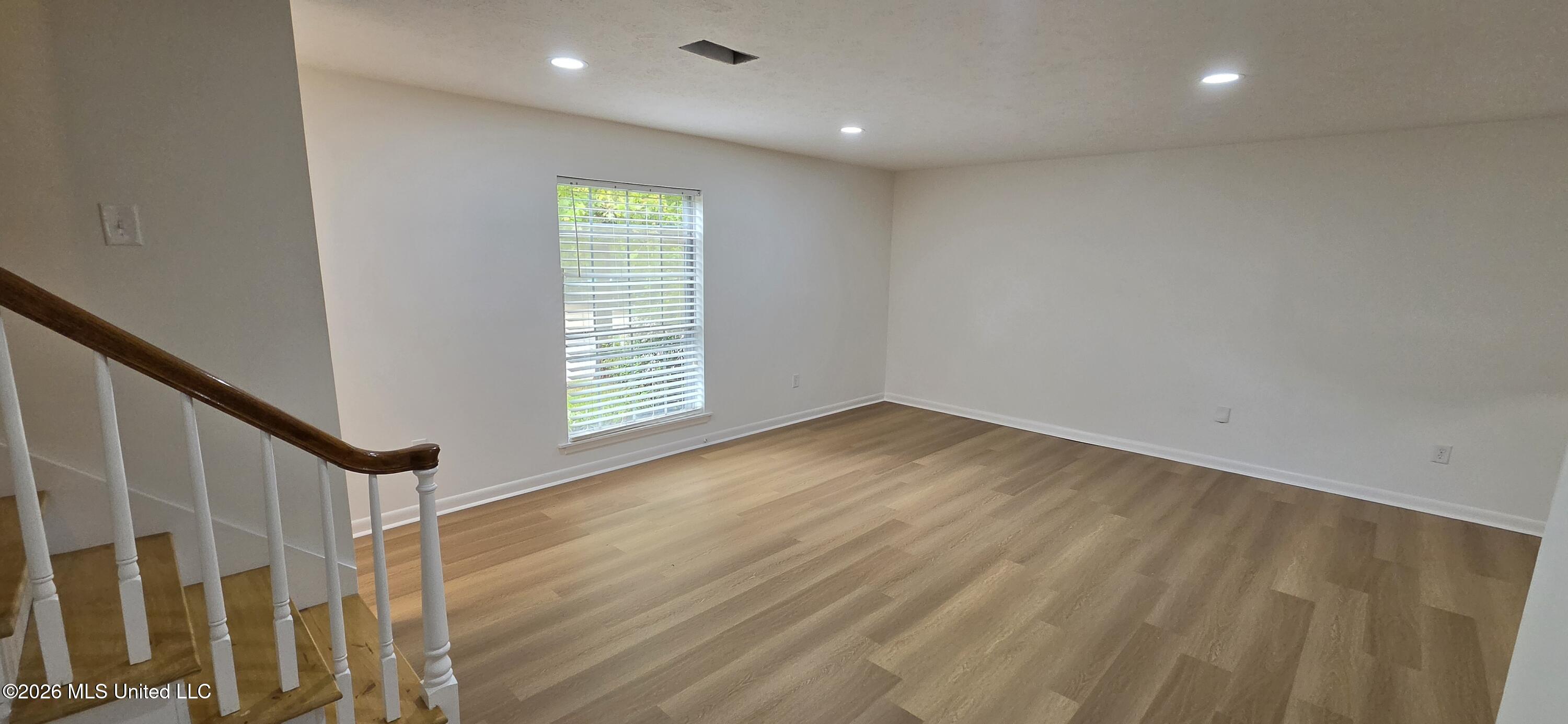 1125 Manship Street Property Photo 11