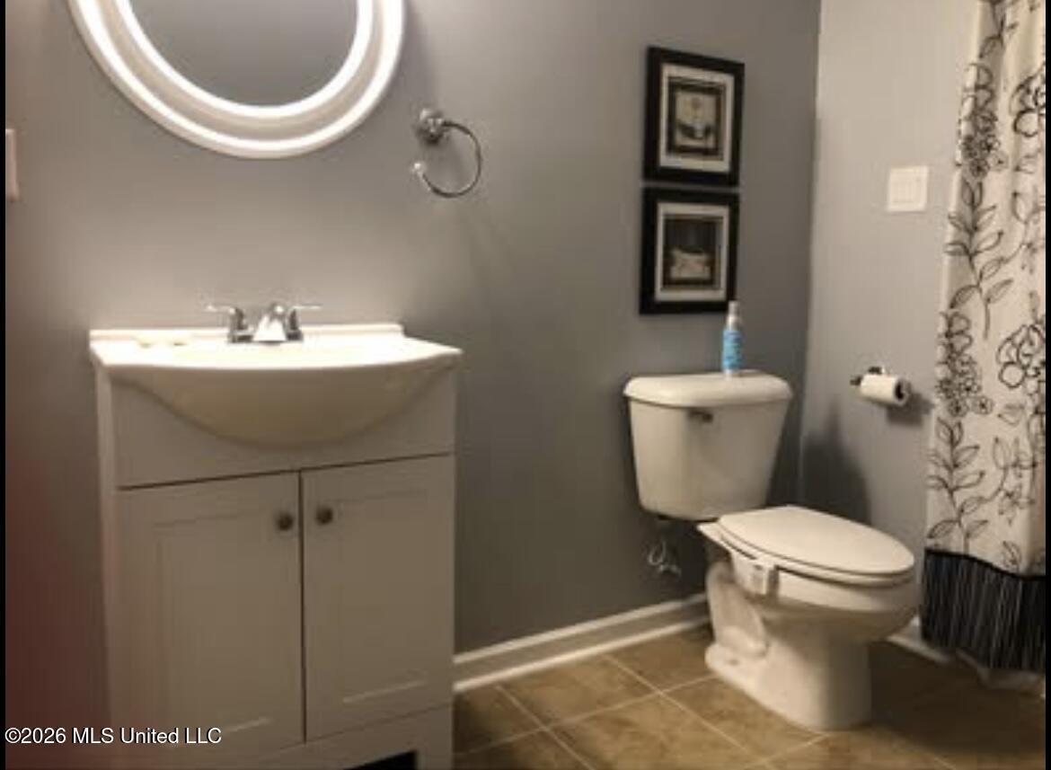 2390 Hamilton Cove Property Photo 23