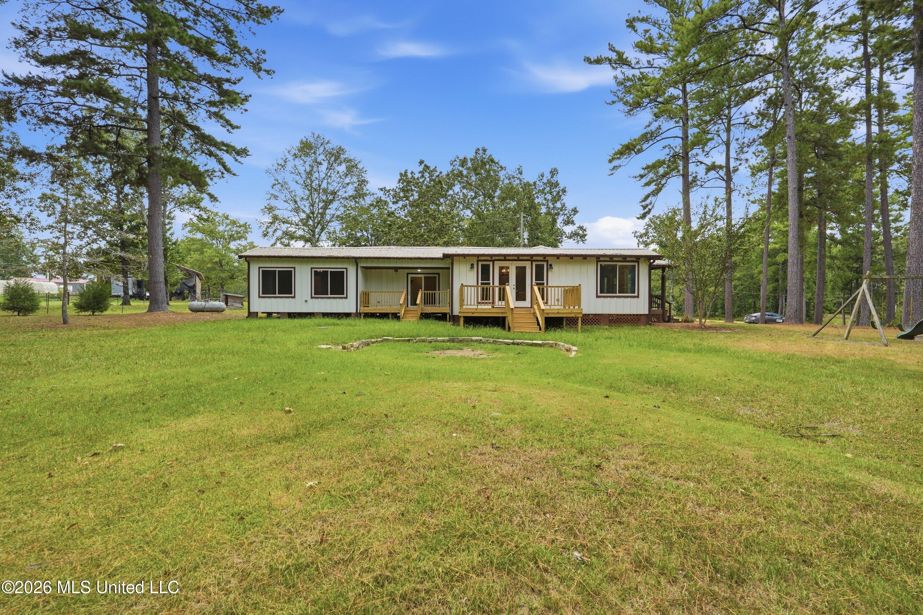 199 Easy Street Property Photo 29