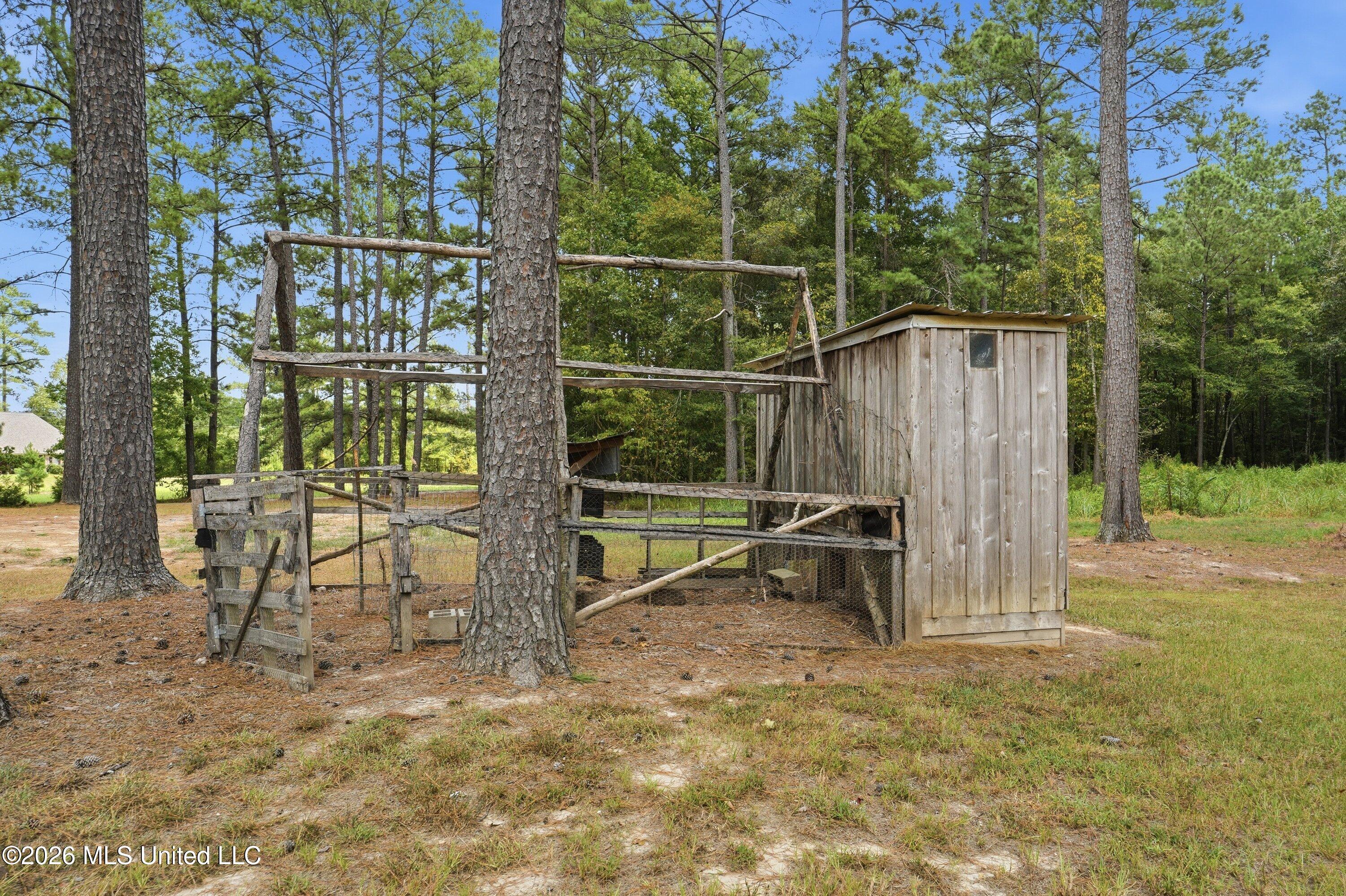 199 Easy Street Property Photo 36