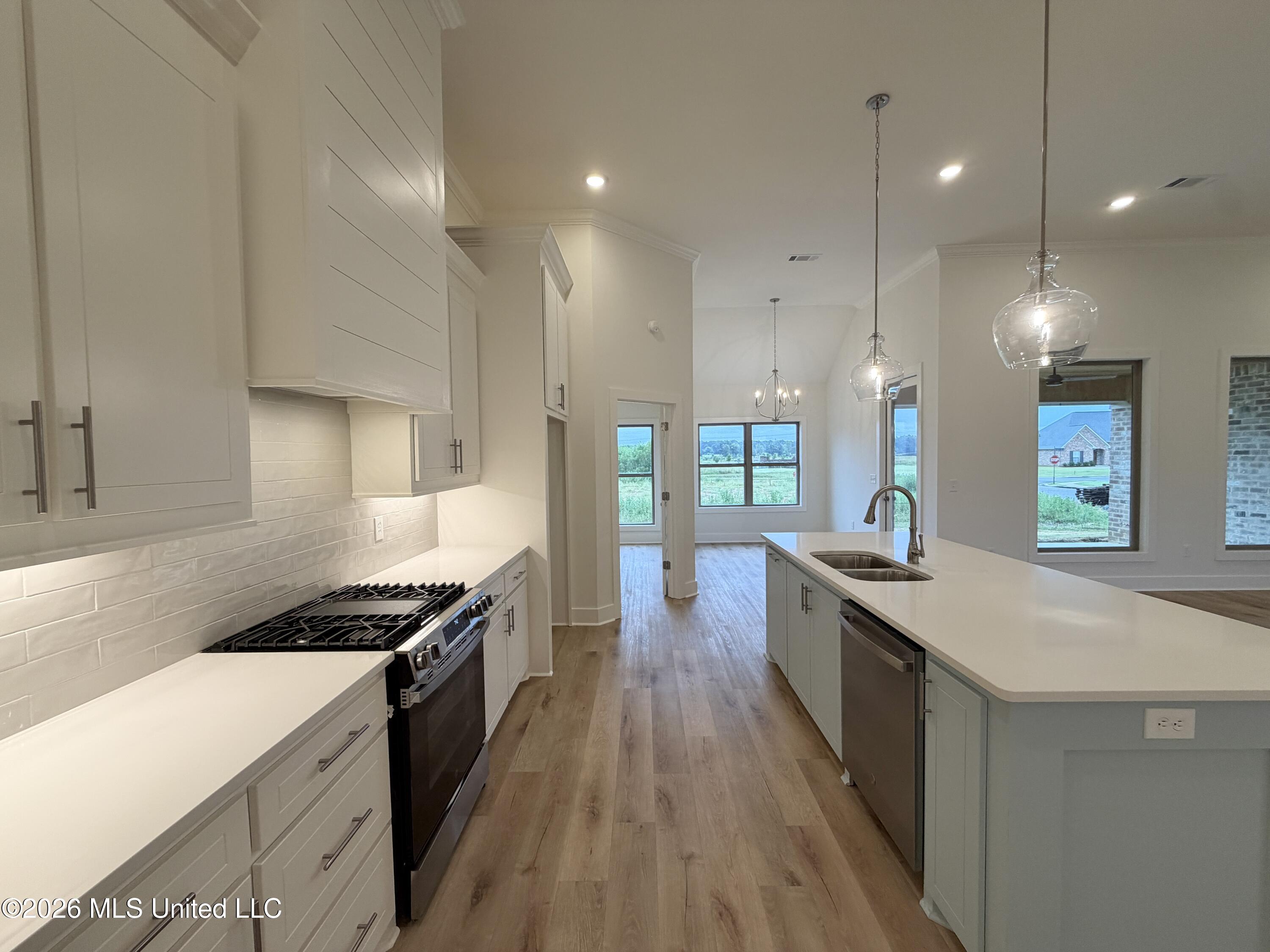 141 Palace Crossing Property Photo 11