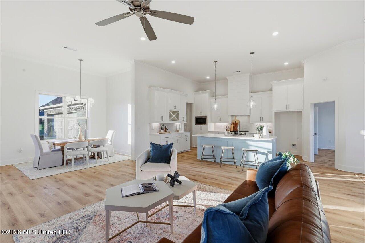 141 Palace Crossing Property Photo 11