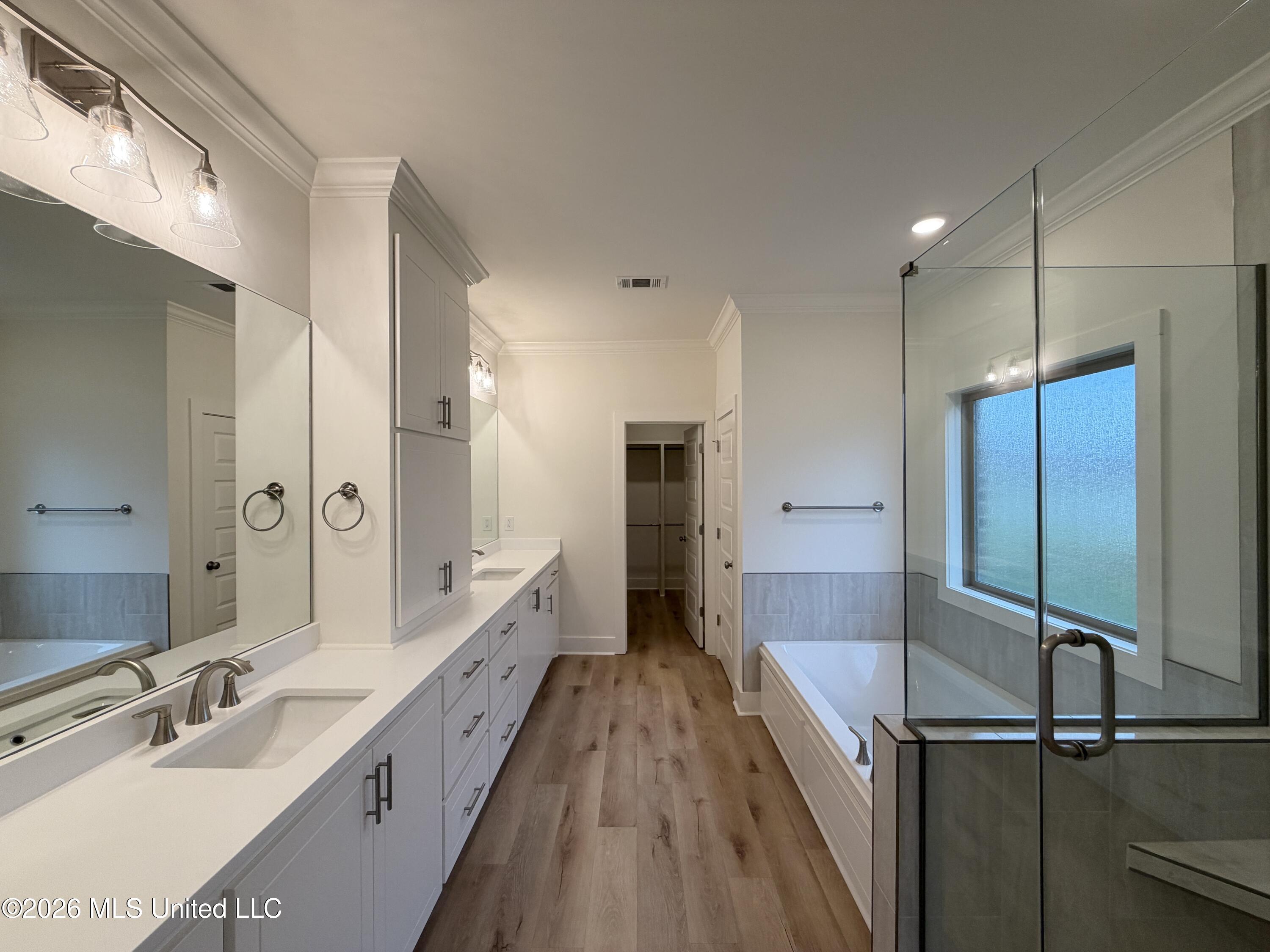 141 Palace Crossing Property Photo 14