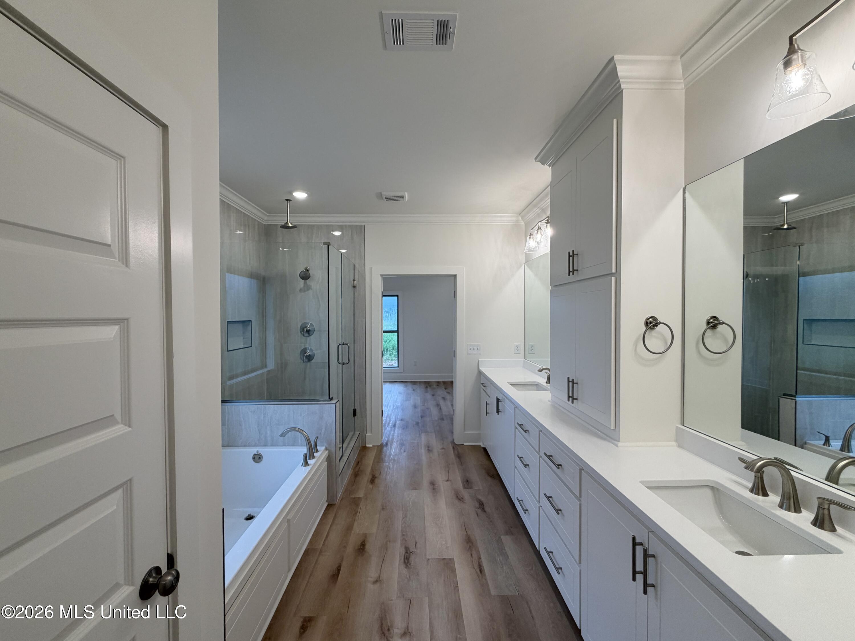 141 Palace Crossing Property Photo 17