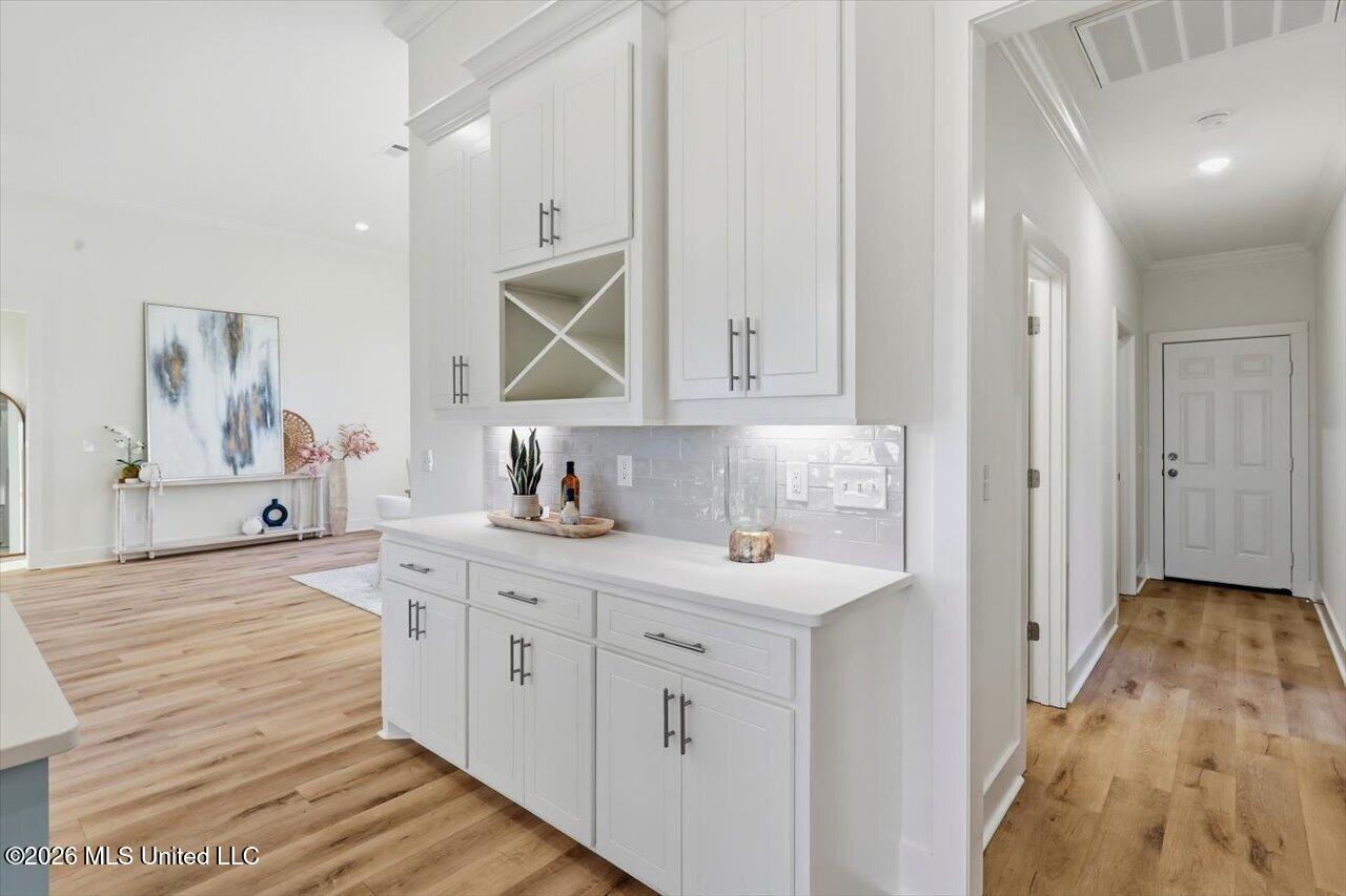 141 Palace Crossing Property Photo 17