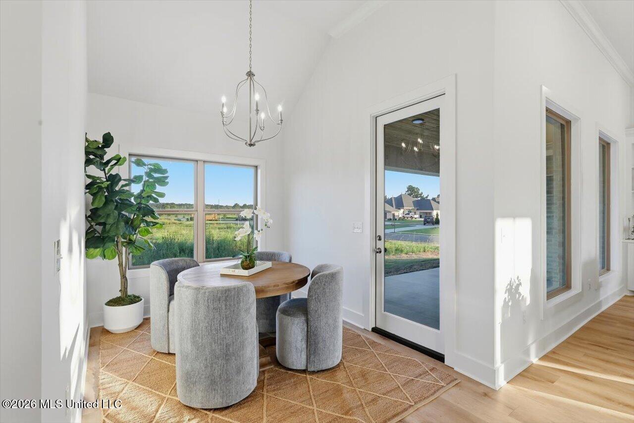 141 Palace Crossing Property Photo 18