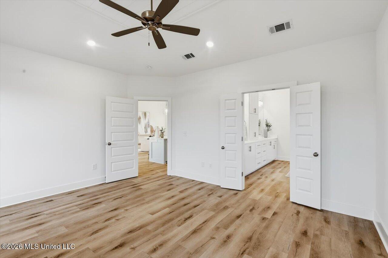 141 Palace Crossing Property Photo 23