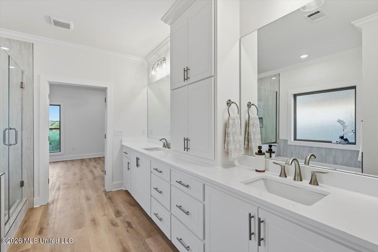 141 Palace Crossing Property Photo 28
