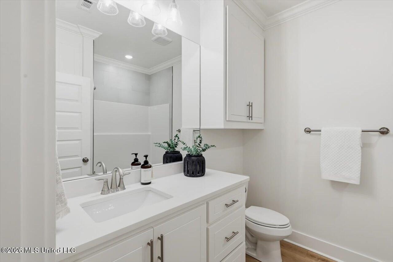 141 Palace Crossing Property Photo 32