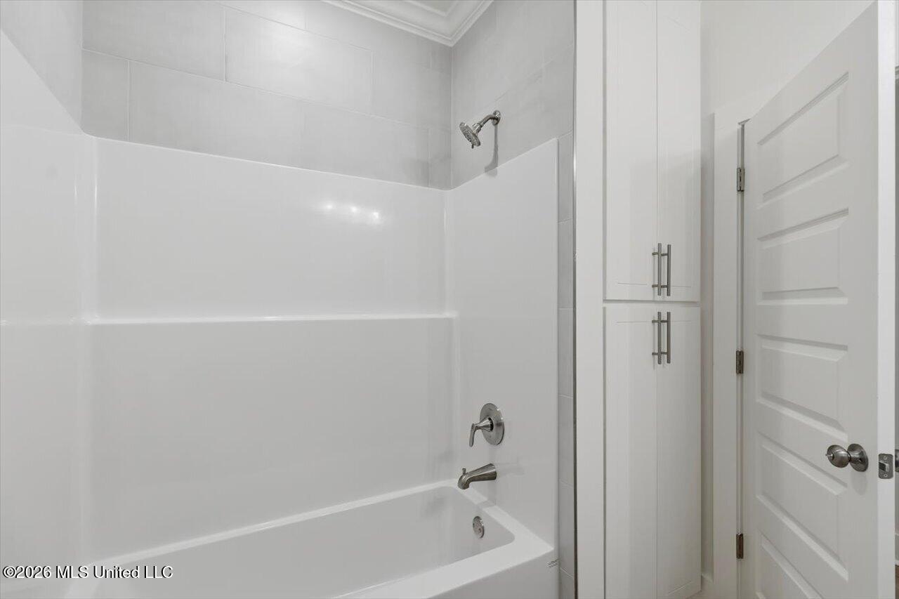 141 Palace Crossing Property Photo 33