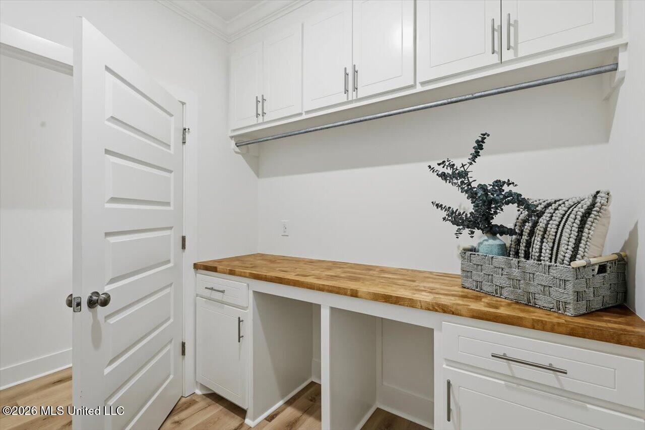 141 Palace Crossing Property Photo 36