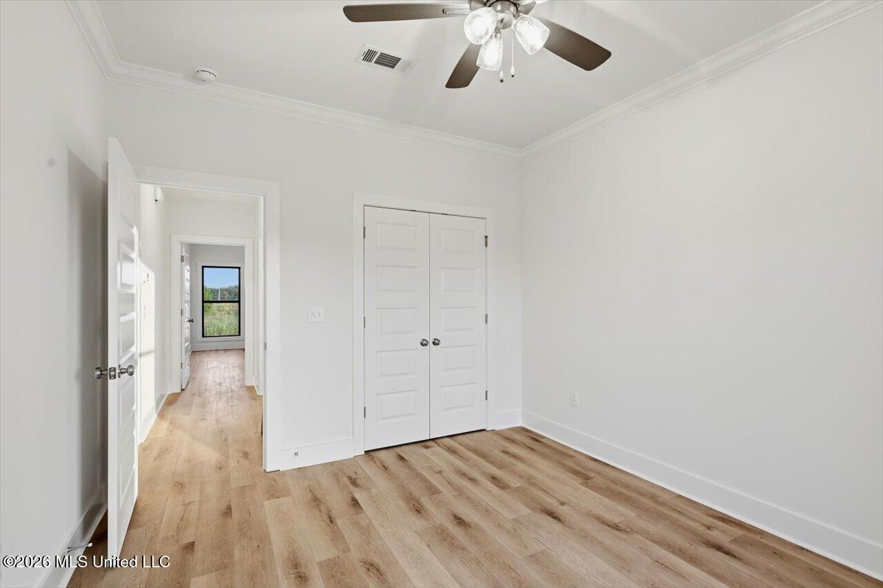 141 Palace Crossing Property Photo 38