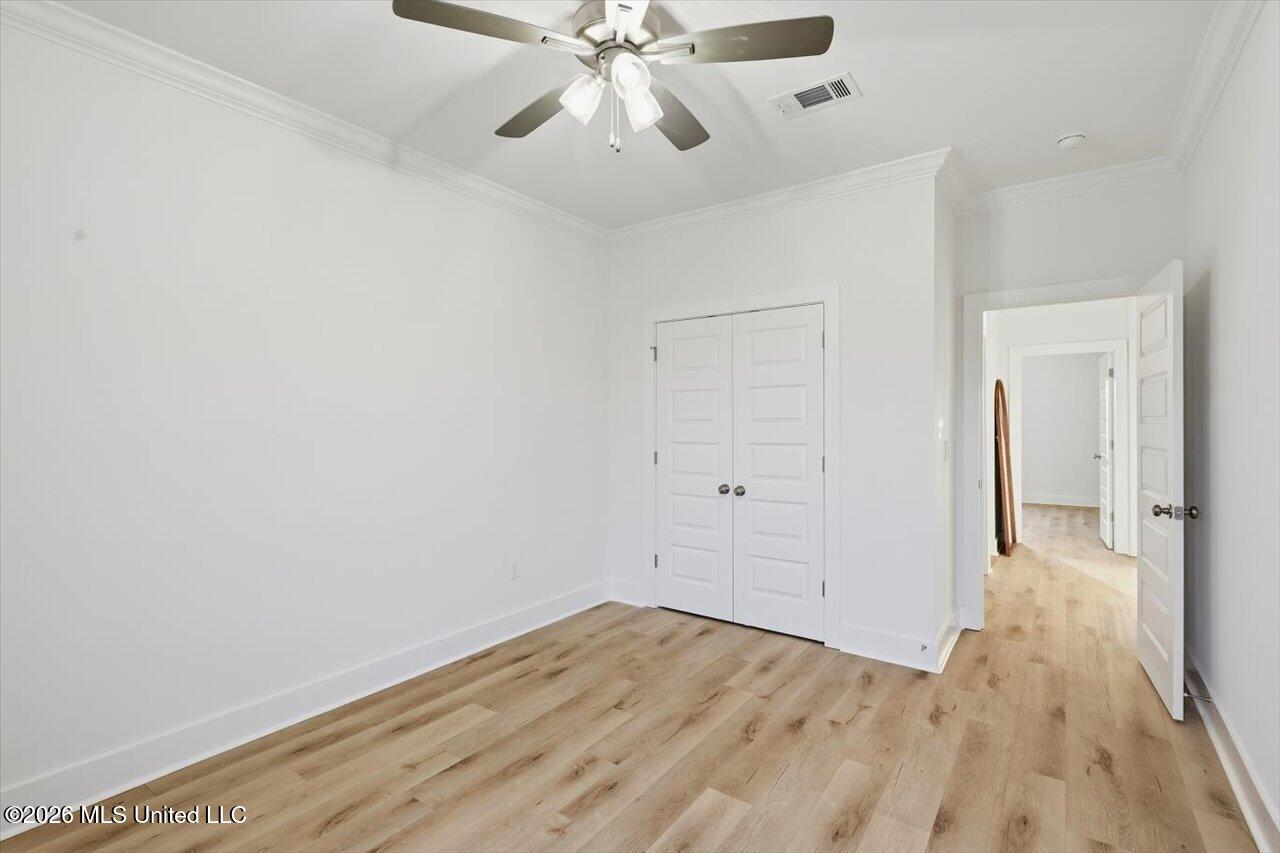 141 Palace Crossing Property Photo 42