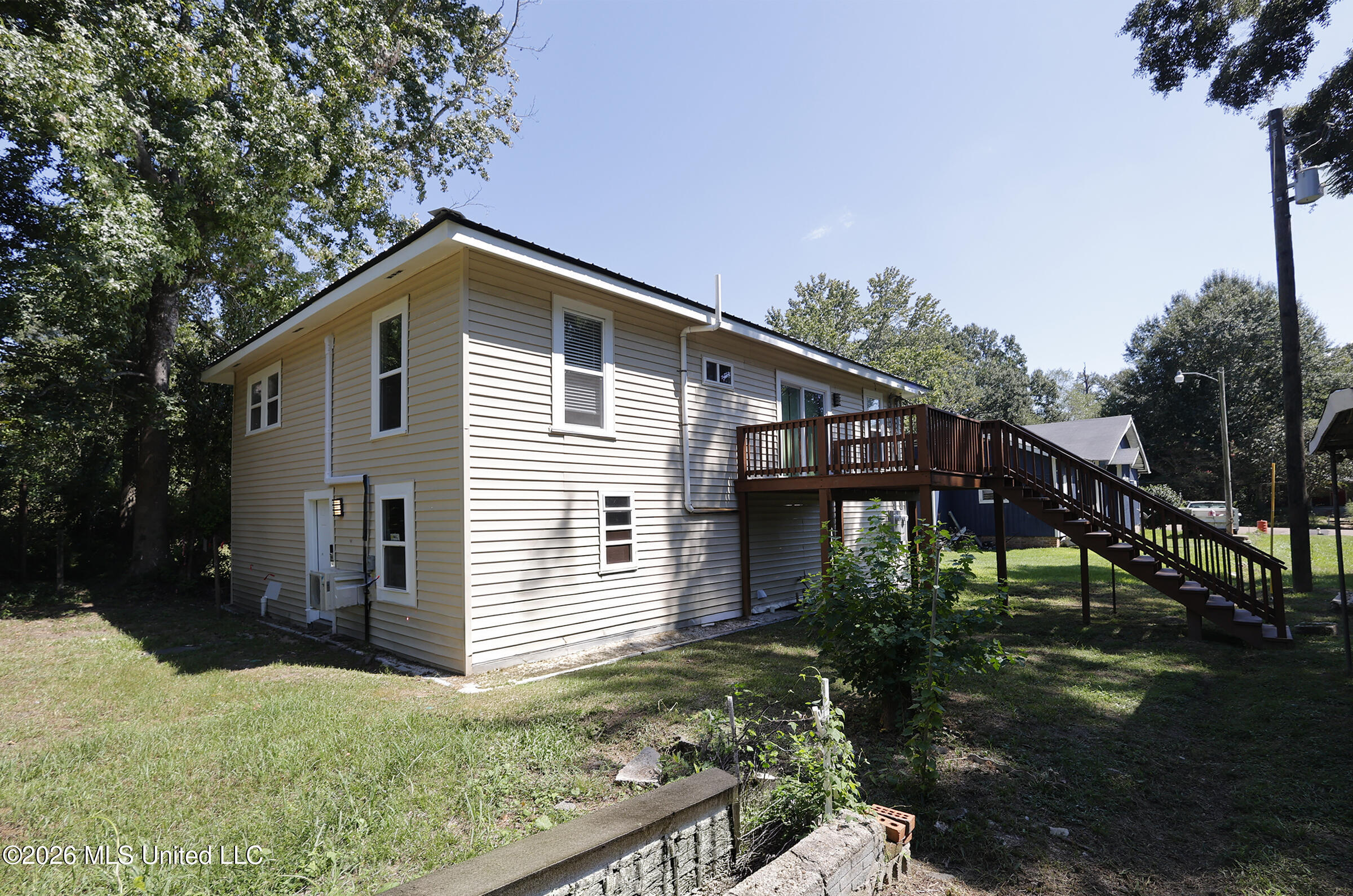 612 S 4th Street Property Photo 5