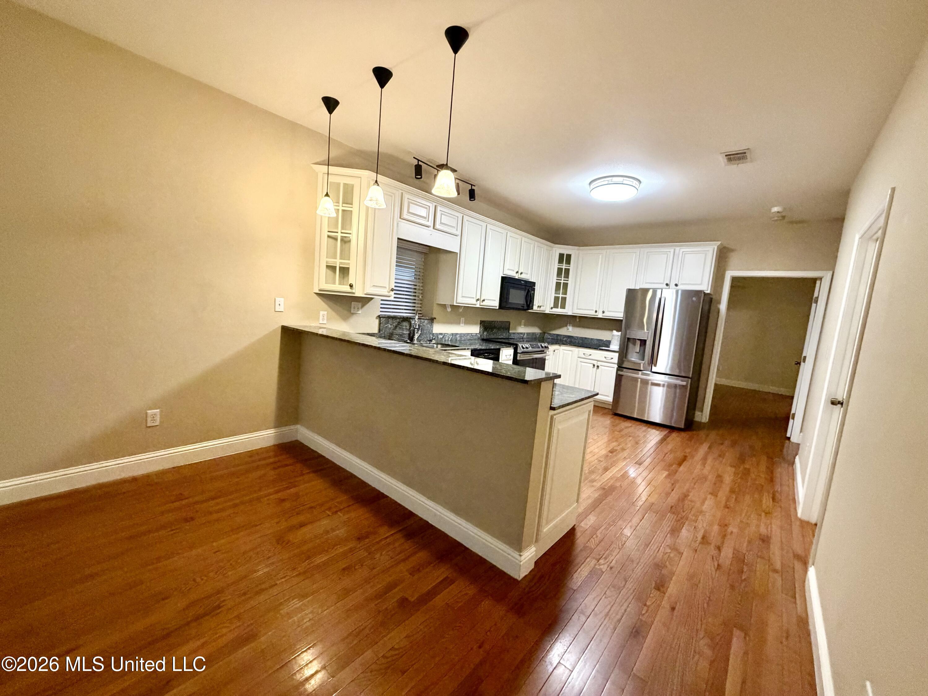 1457 Georgia Place Property Photo 14