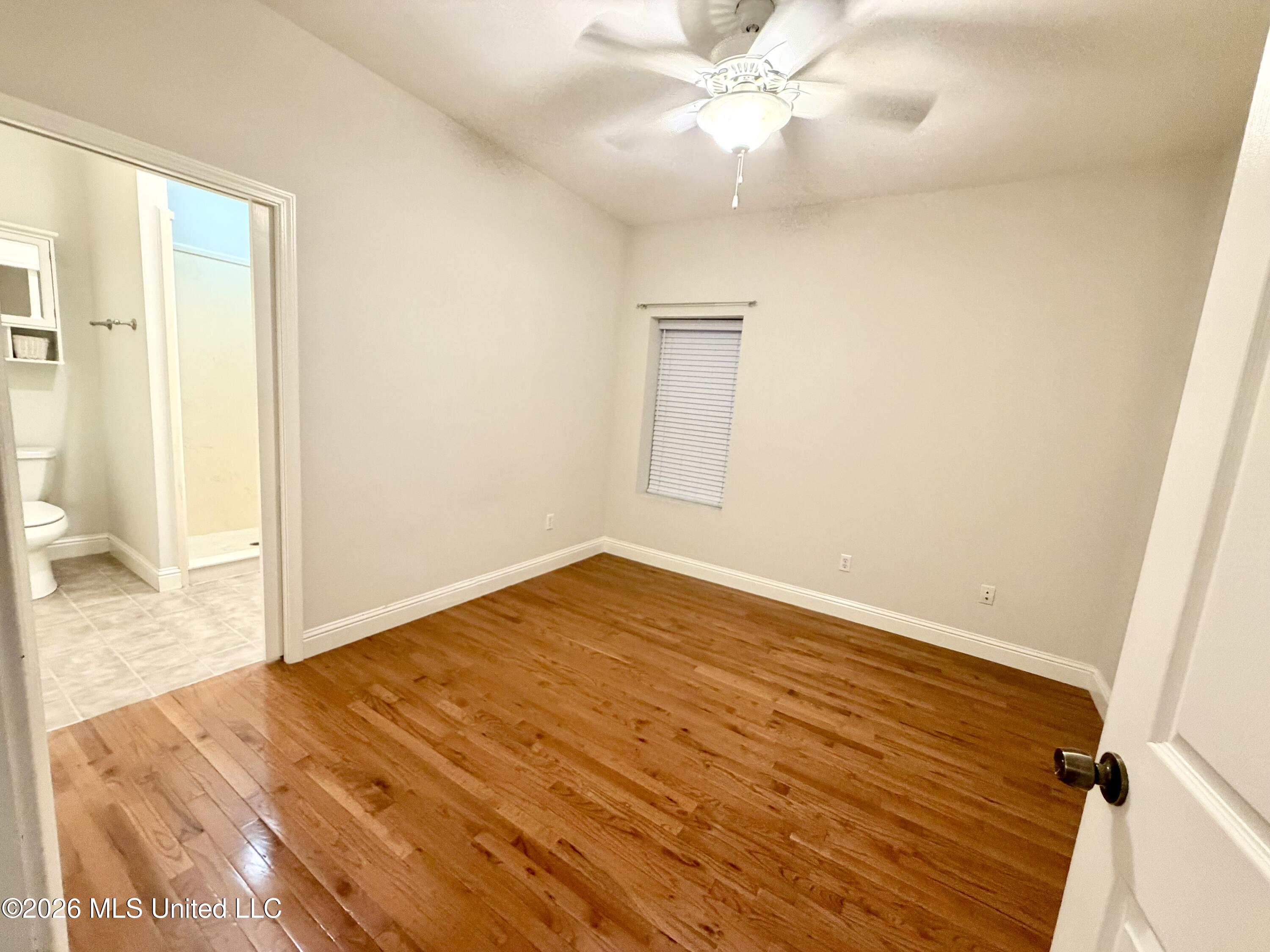 1457 Georgia Place Property Photo 16