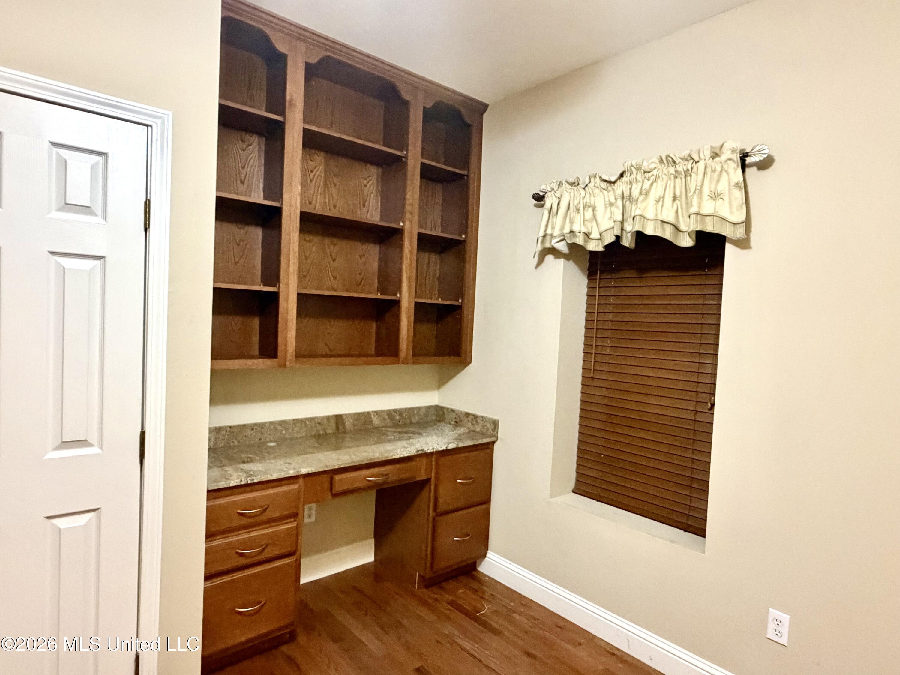 1457 Georgia Place Property Photo 31
