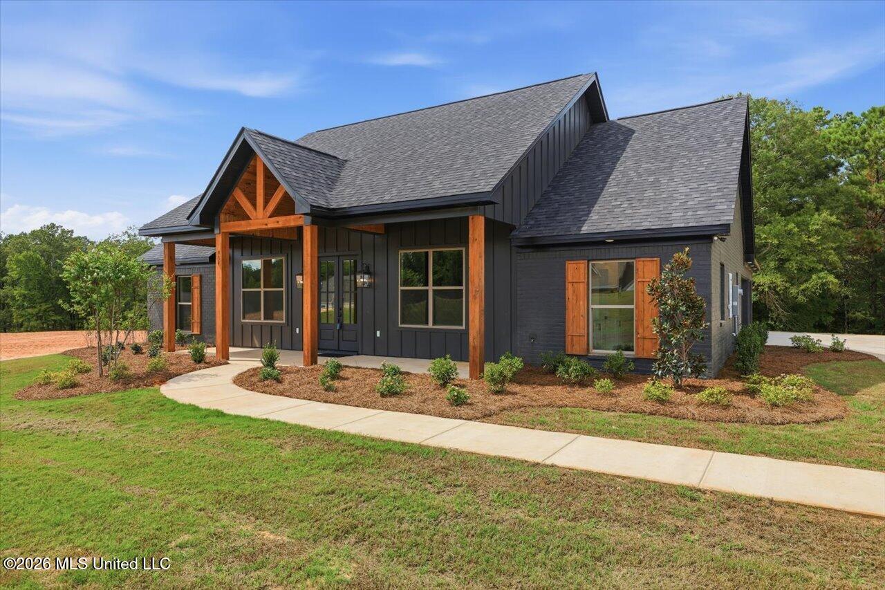 934 Mullican Road Property Photo 2