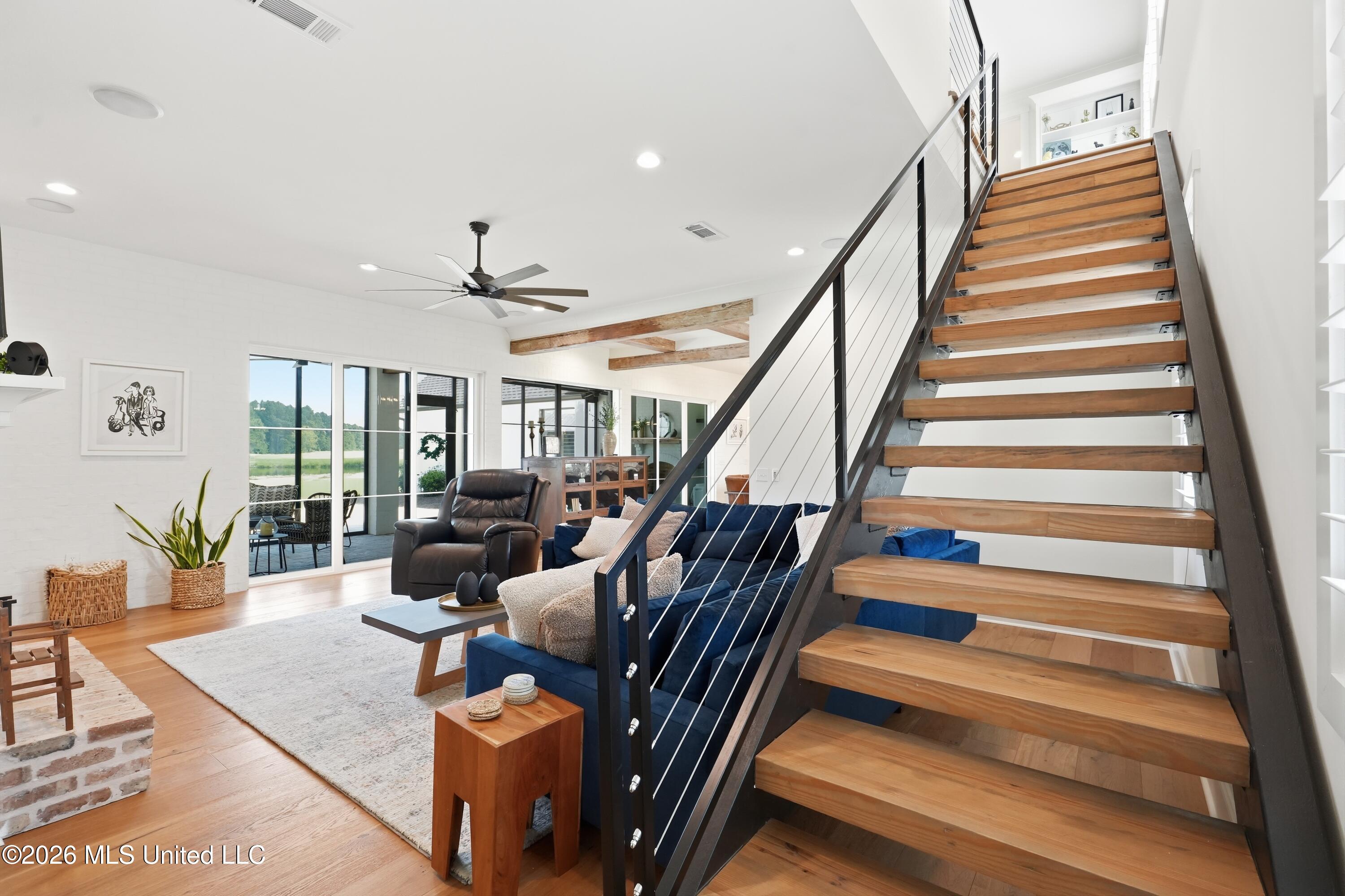 989 Holly Bush Road Property Photo 12