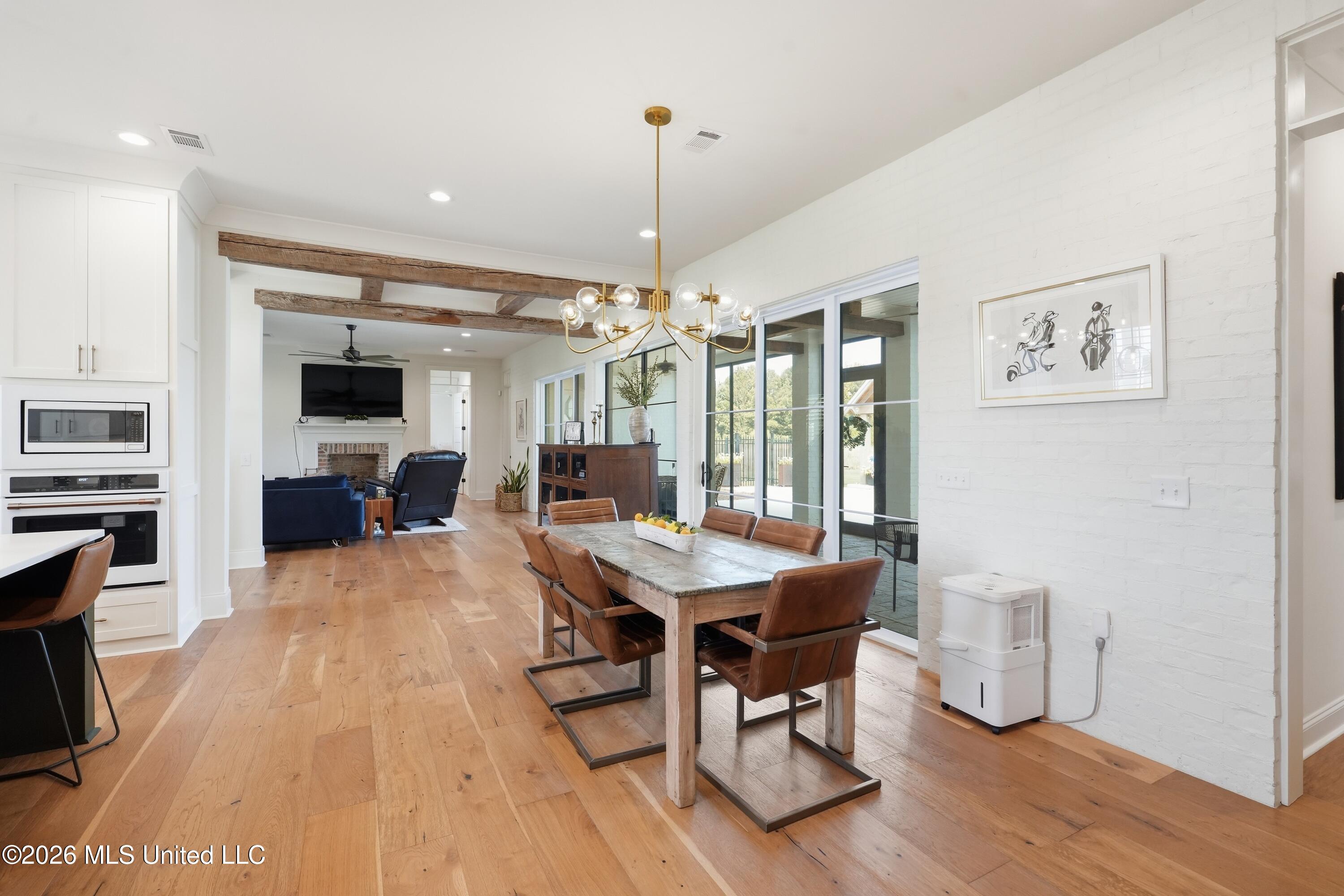 989 Holly Bush Road Property Photo 14