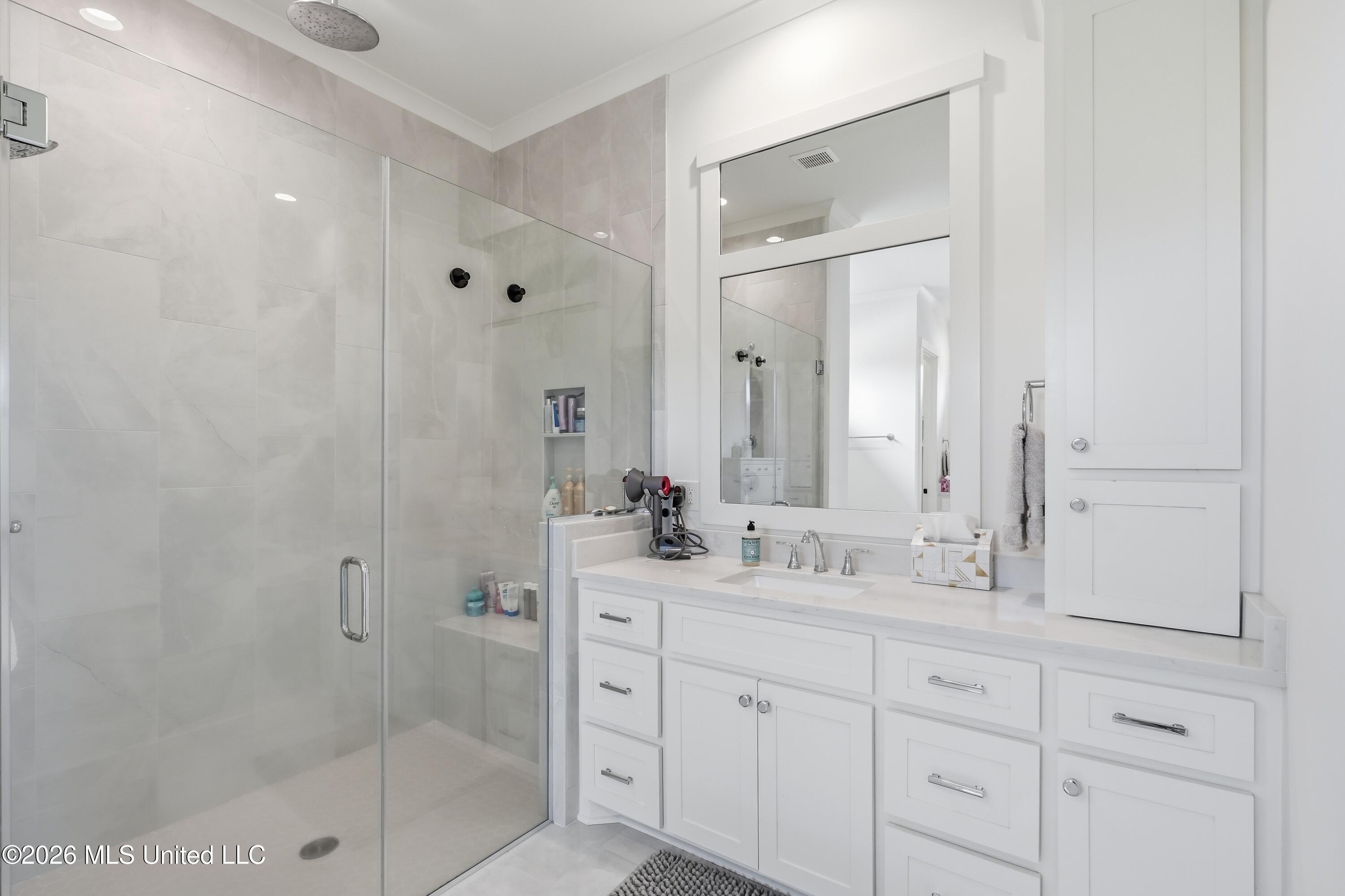989 Holly Bush Road Property Photo 42