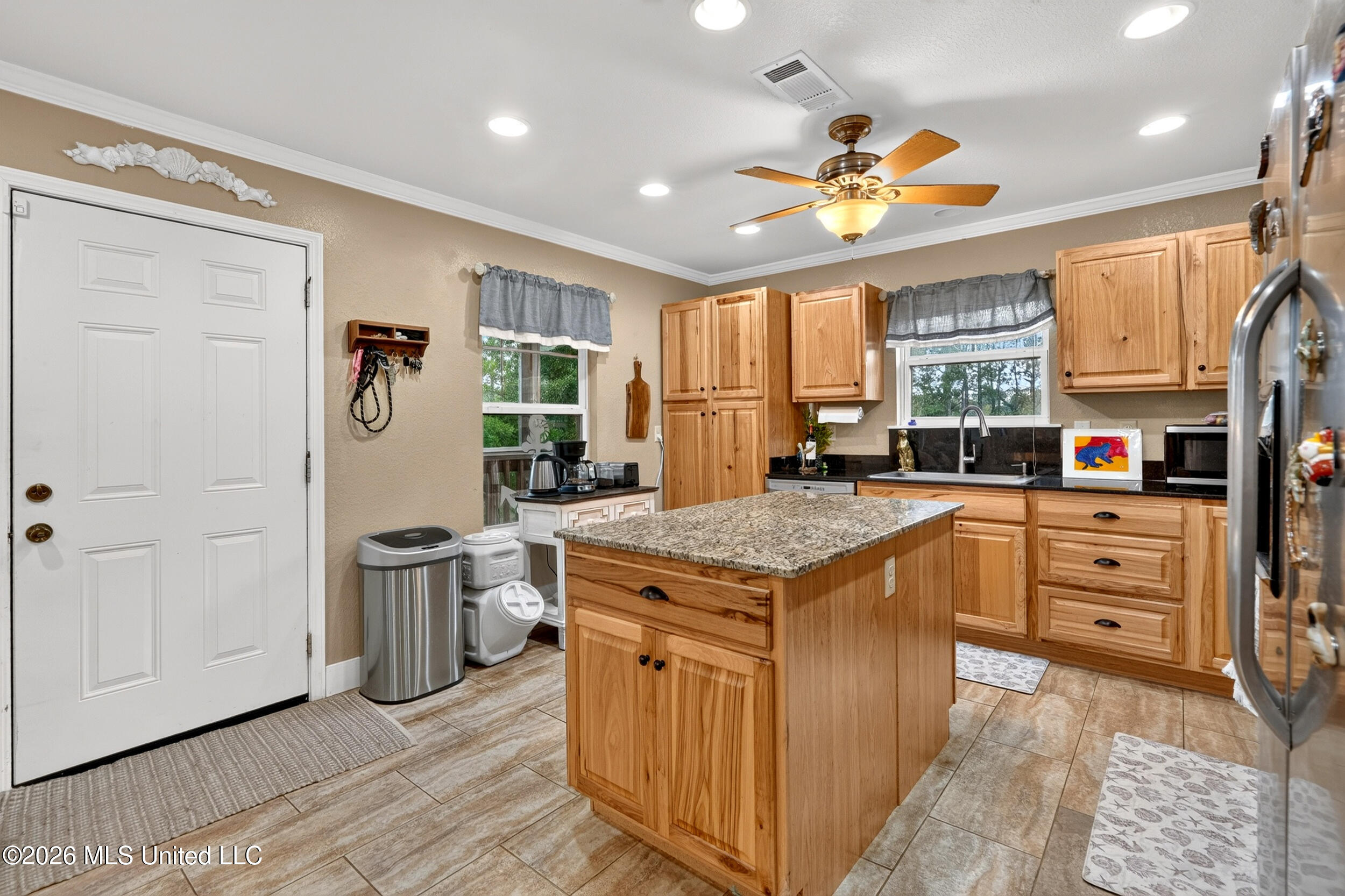 6079 4th Street Property Photo 12