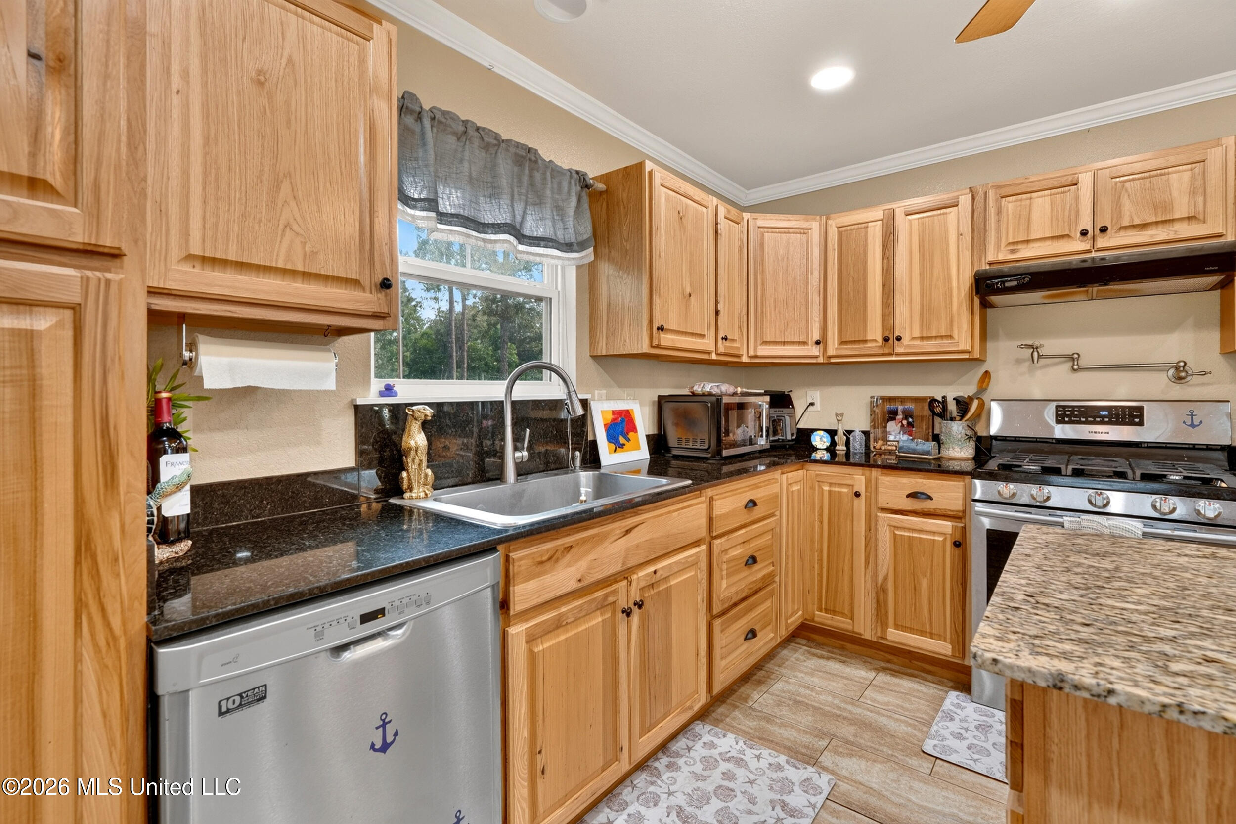 6079 4th Street Property Photo 17