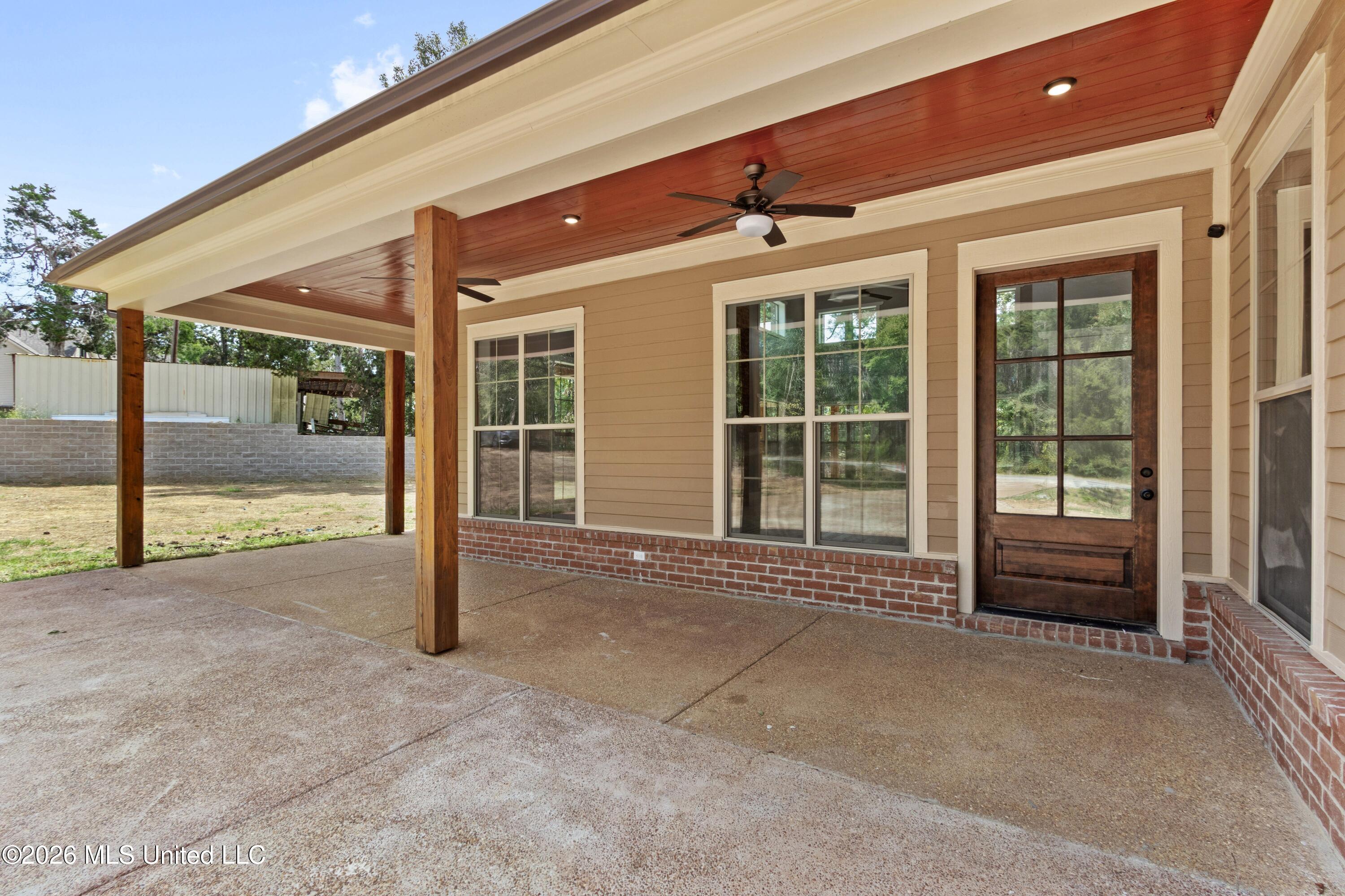 80 County Rd 103 Property Photo 3