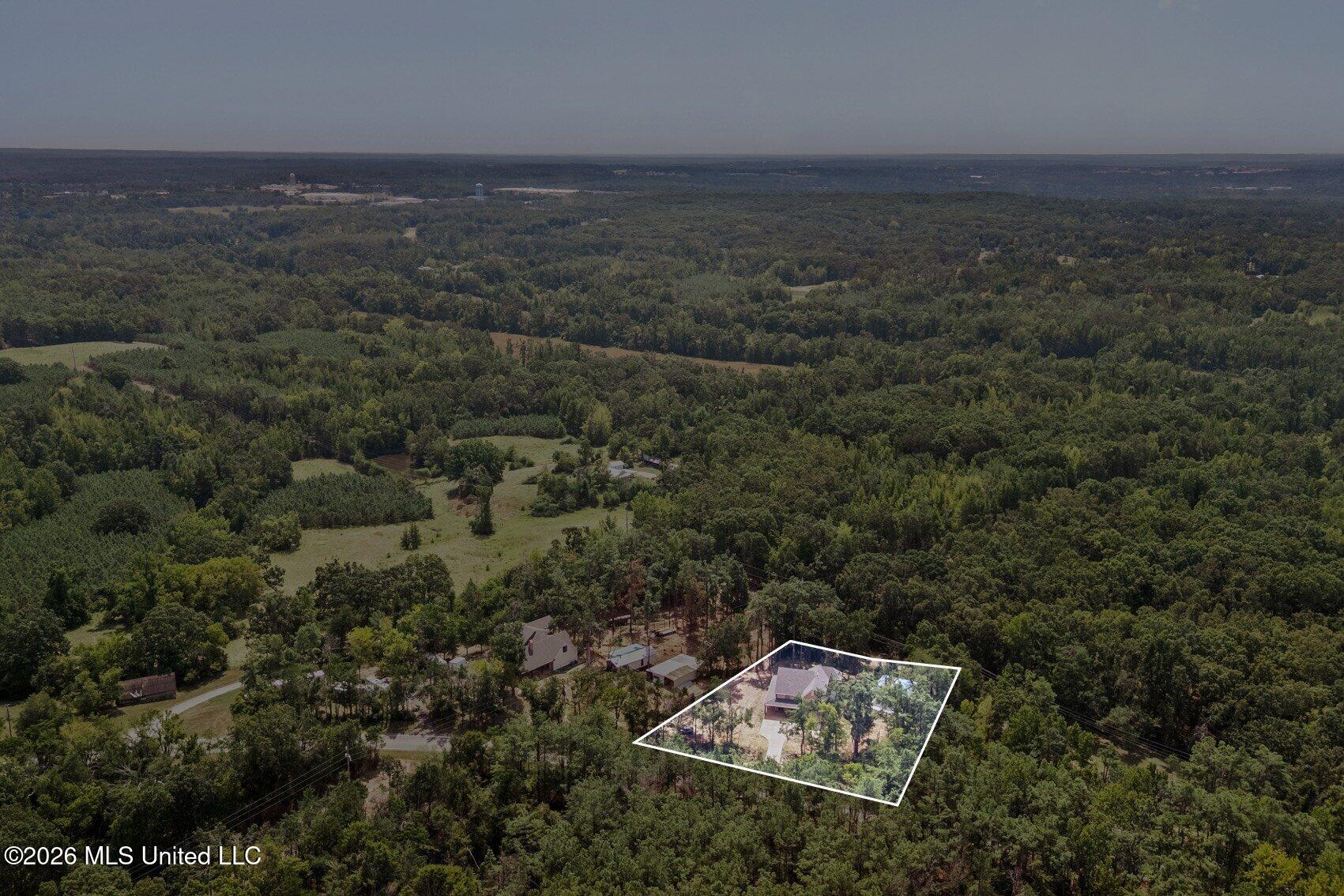 80 County Rd 103 Property Photo 33