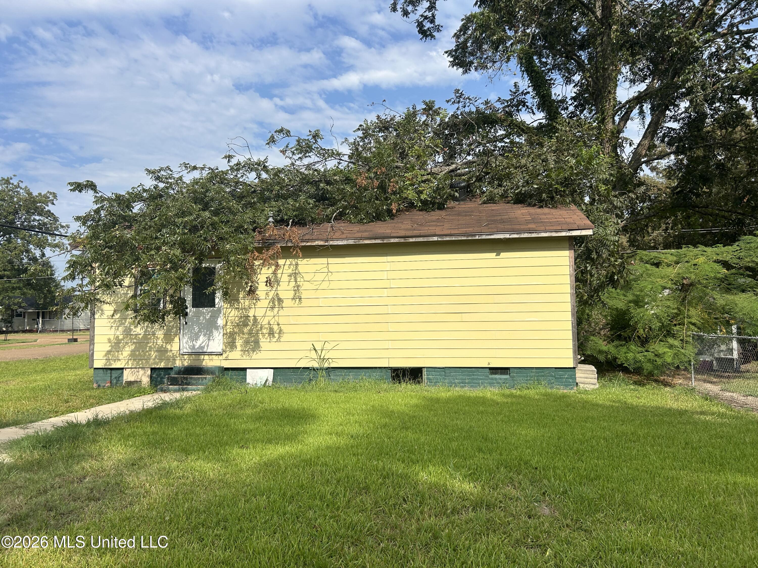 500 3rd Avenue Property Photo 3