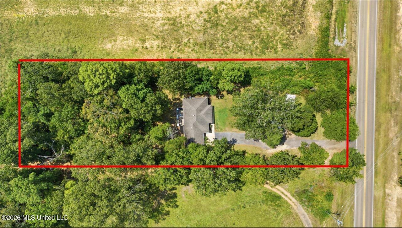 185 Vine Drive Property Photo 32